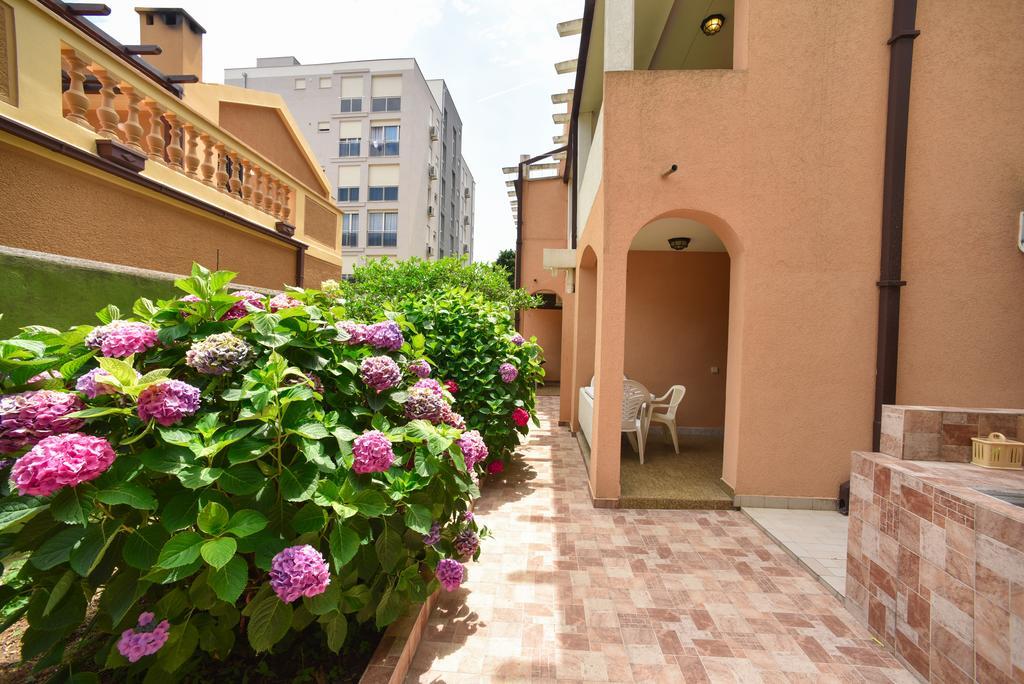Mg Apartments And Rooms Μπούντβα Εξωτερικό φωτογραφία