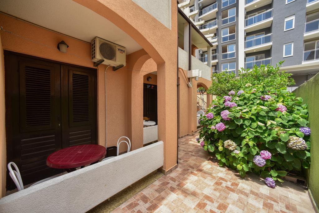 Mg Apartments And Rooms Μπούντβα Εξωτερικό φωτογραφία